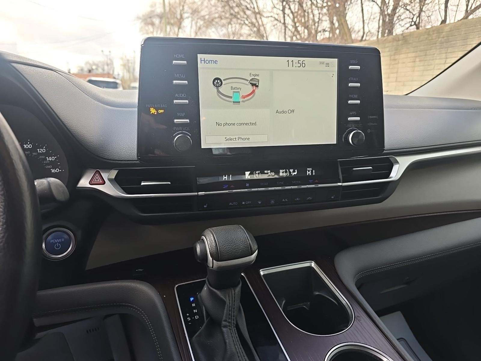 2024 Toyota Sienna XLE FWD