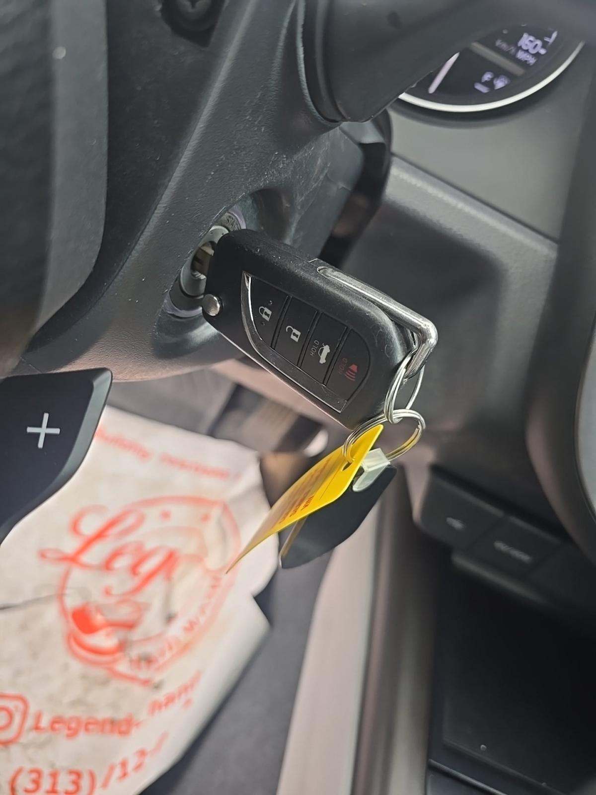 2023 Toyota Camry SE AWD