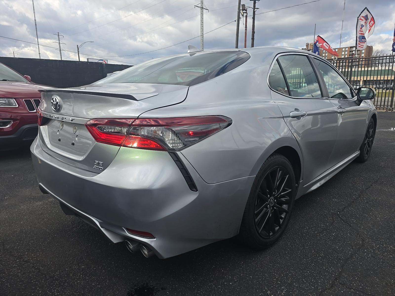 2023 Toyota Camry SE AWD