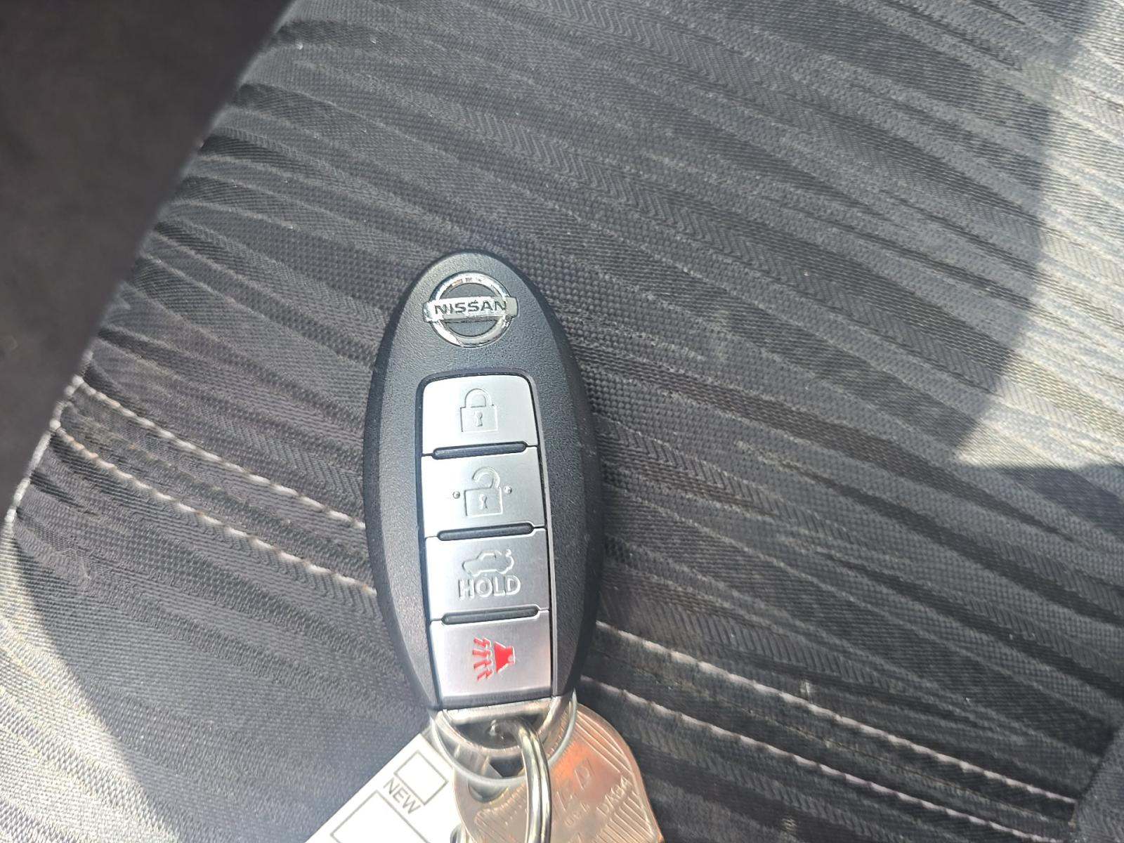 NISSAN SENTRA - 4