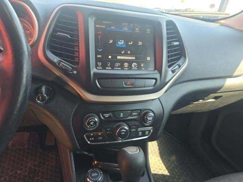 JEEP LATITUDE - 10