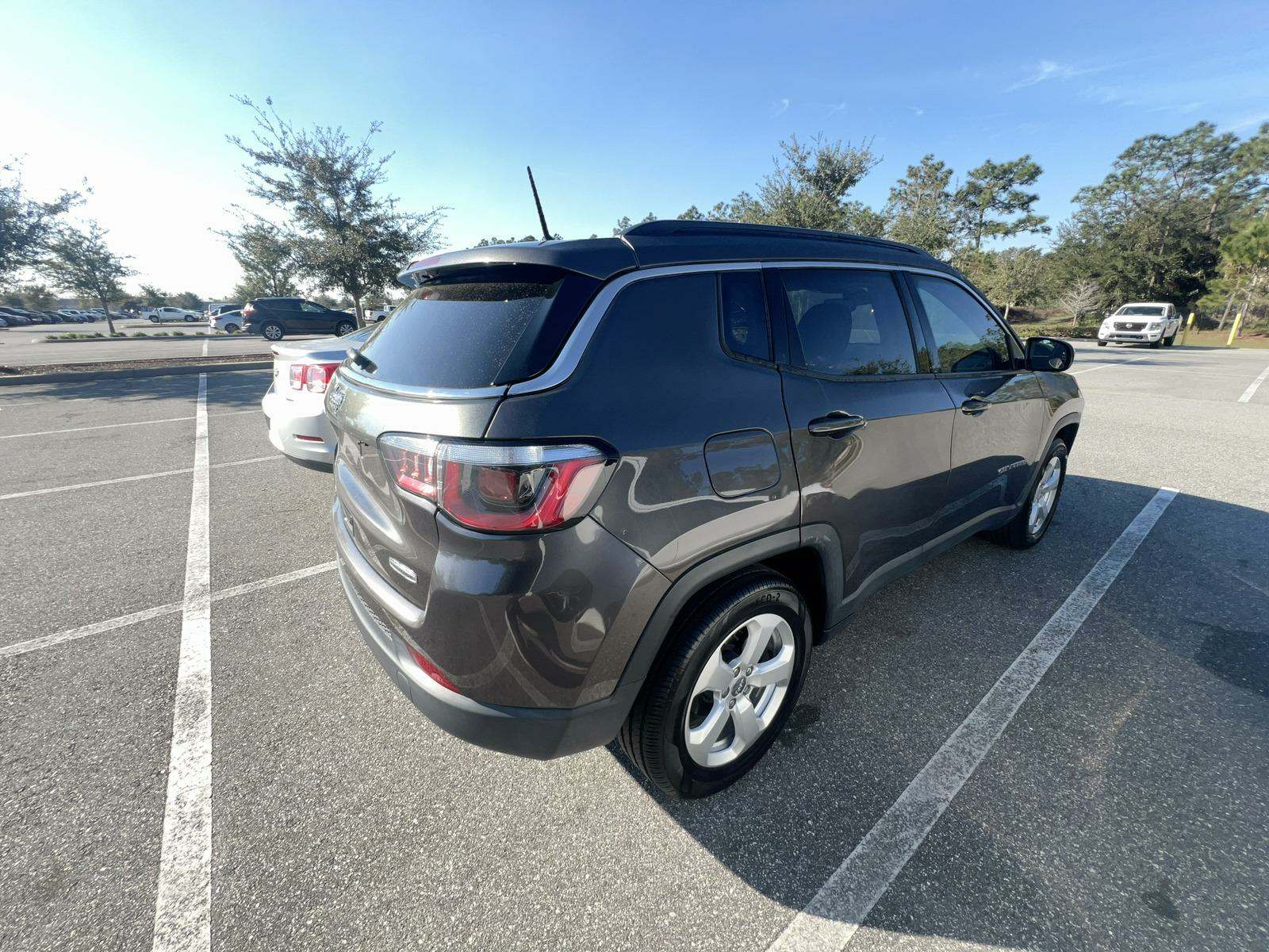 2018 Jeep Compass Latitude FWD