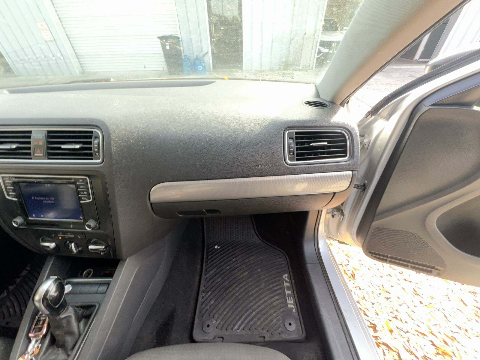 2016 Volkswagen Jetta 1.4T SE FWD