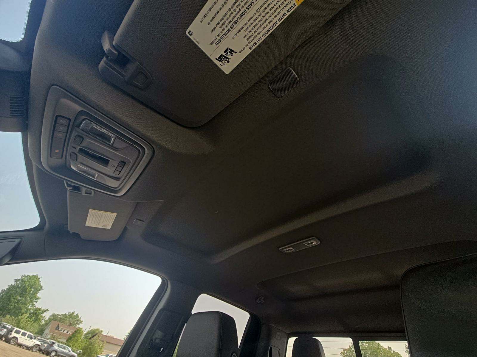 2022 Chevrolet Silverado 1500 RST AWD