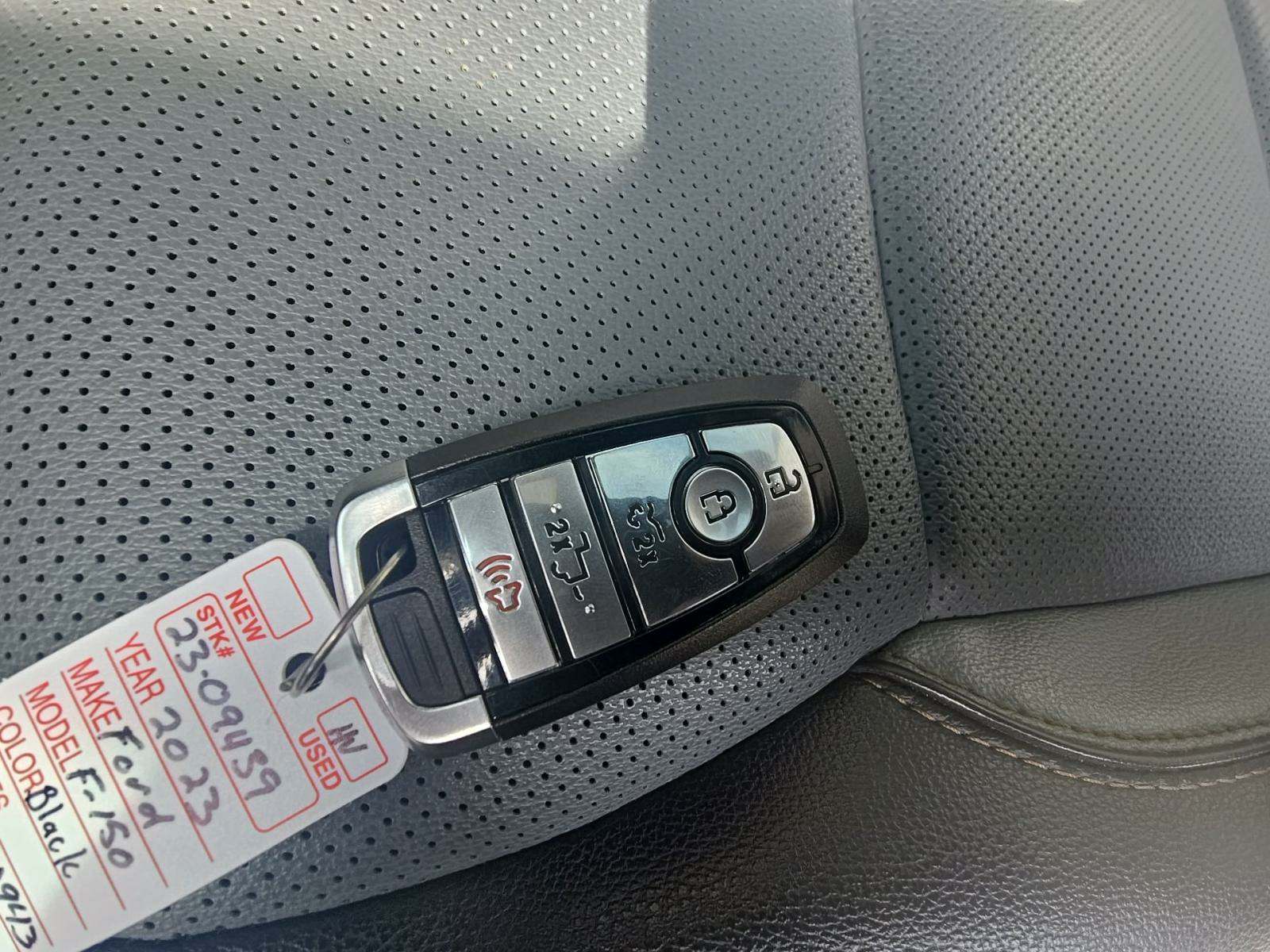 2023 Ford F-150 Lightning LARIAT AWD