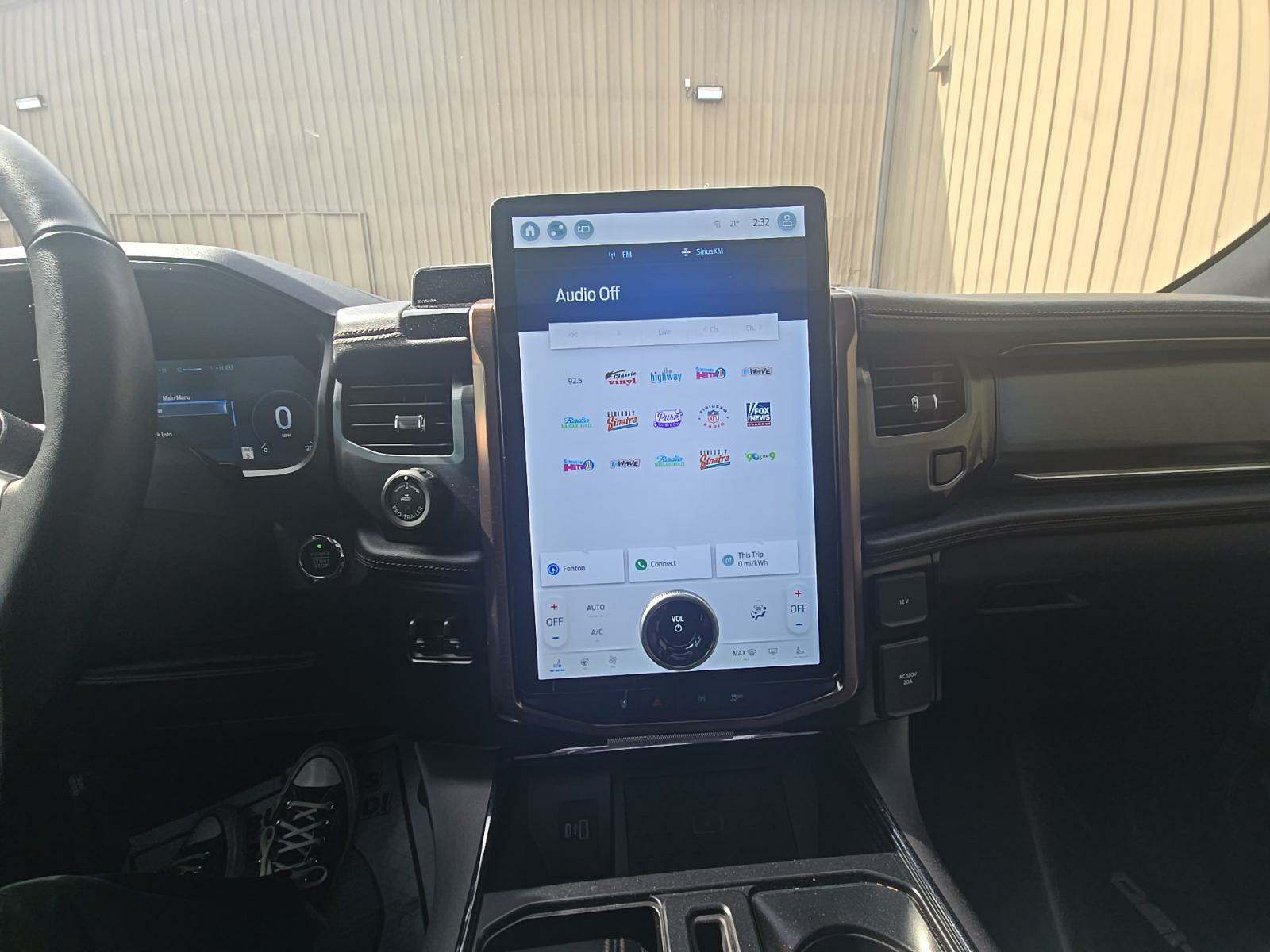 2023 Ford F-150 Lightning LARIAT AWD