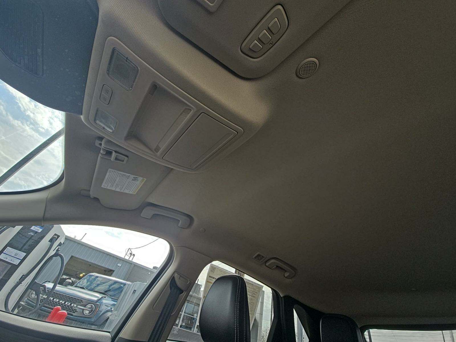 2020 Ford Escape Titanium Hybrid AWD