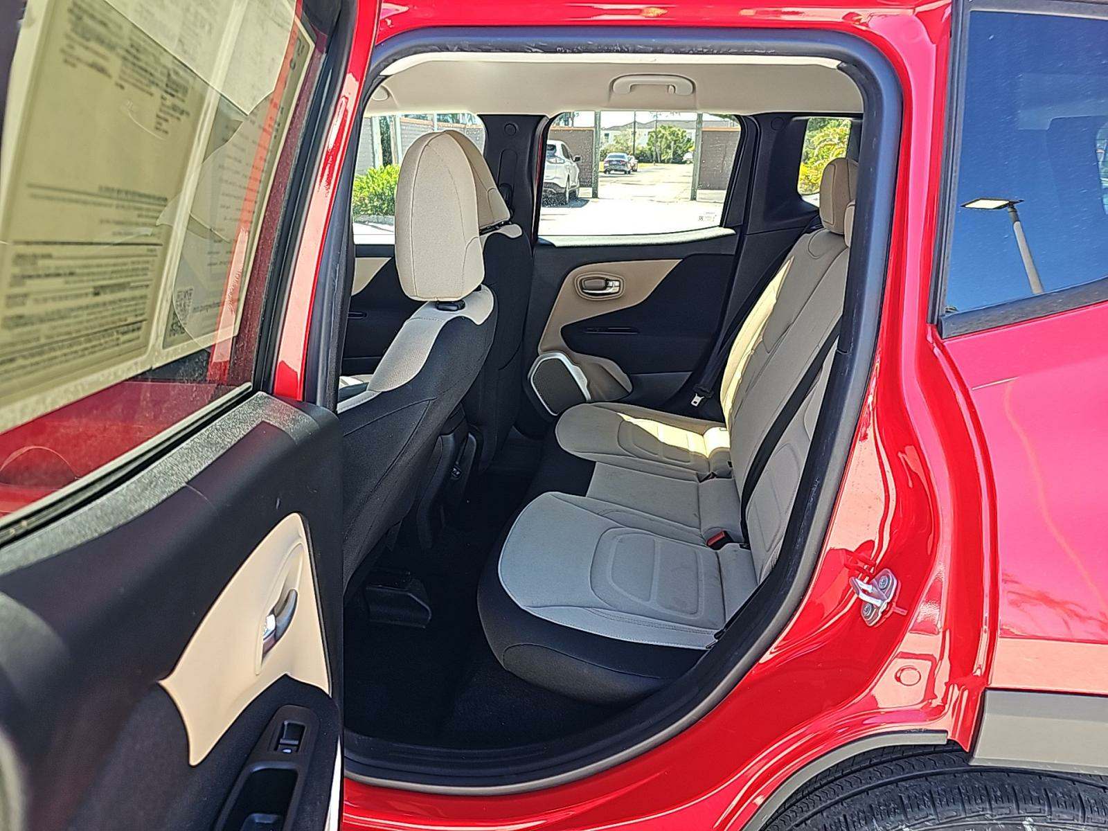 2018 Jeep Renegade Latitude FWD