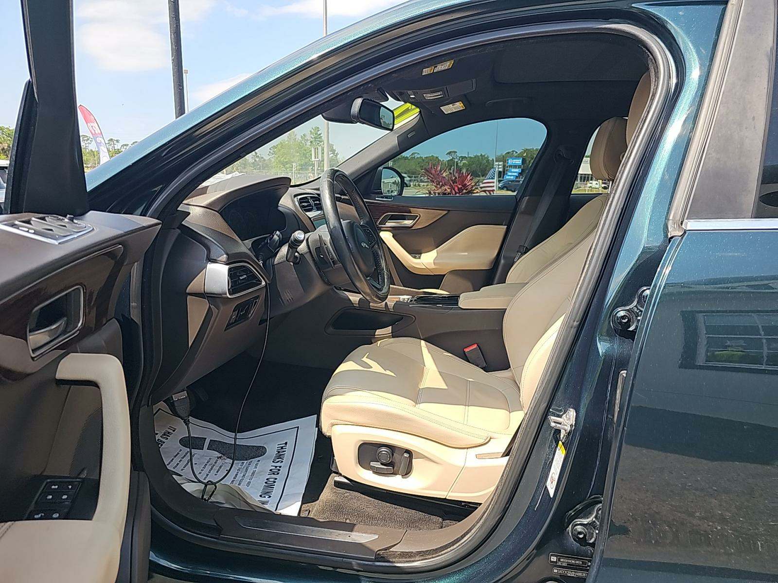 2017 Jaguar F-PACE 35t Prestige AWD