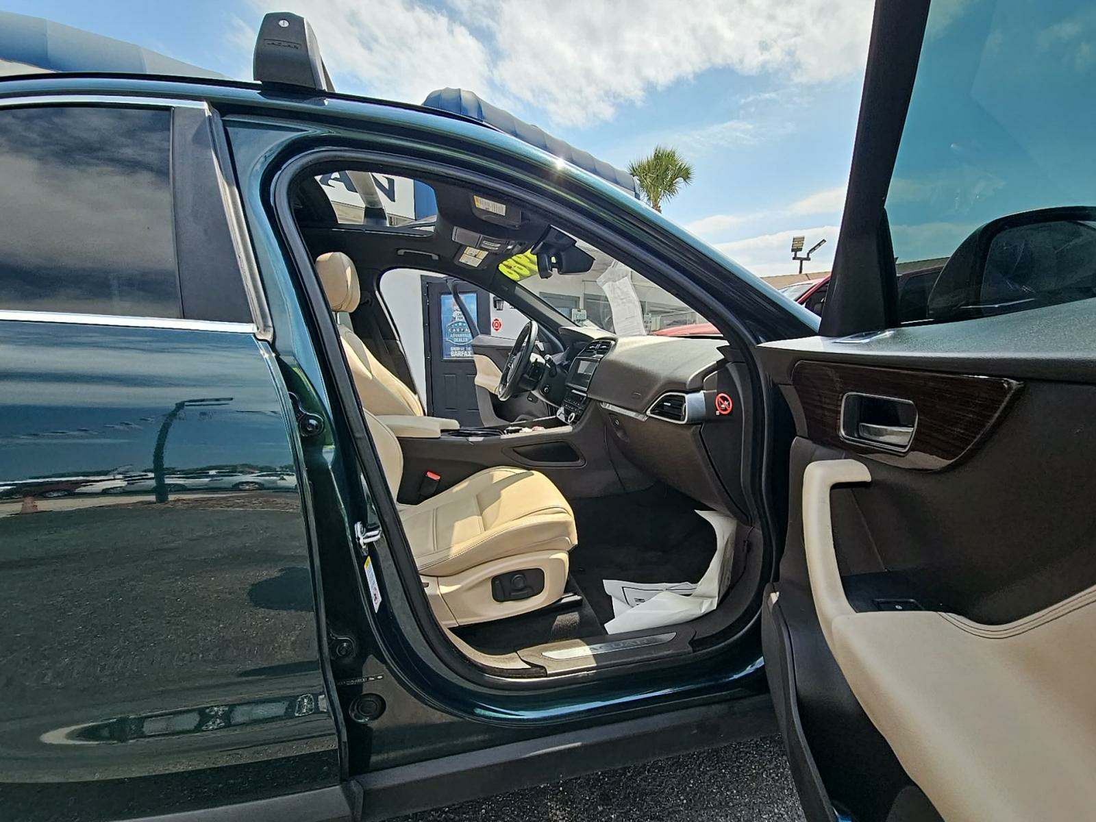 2017 Jaguar F-PACE 35t Prestige AWD