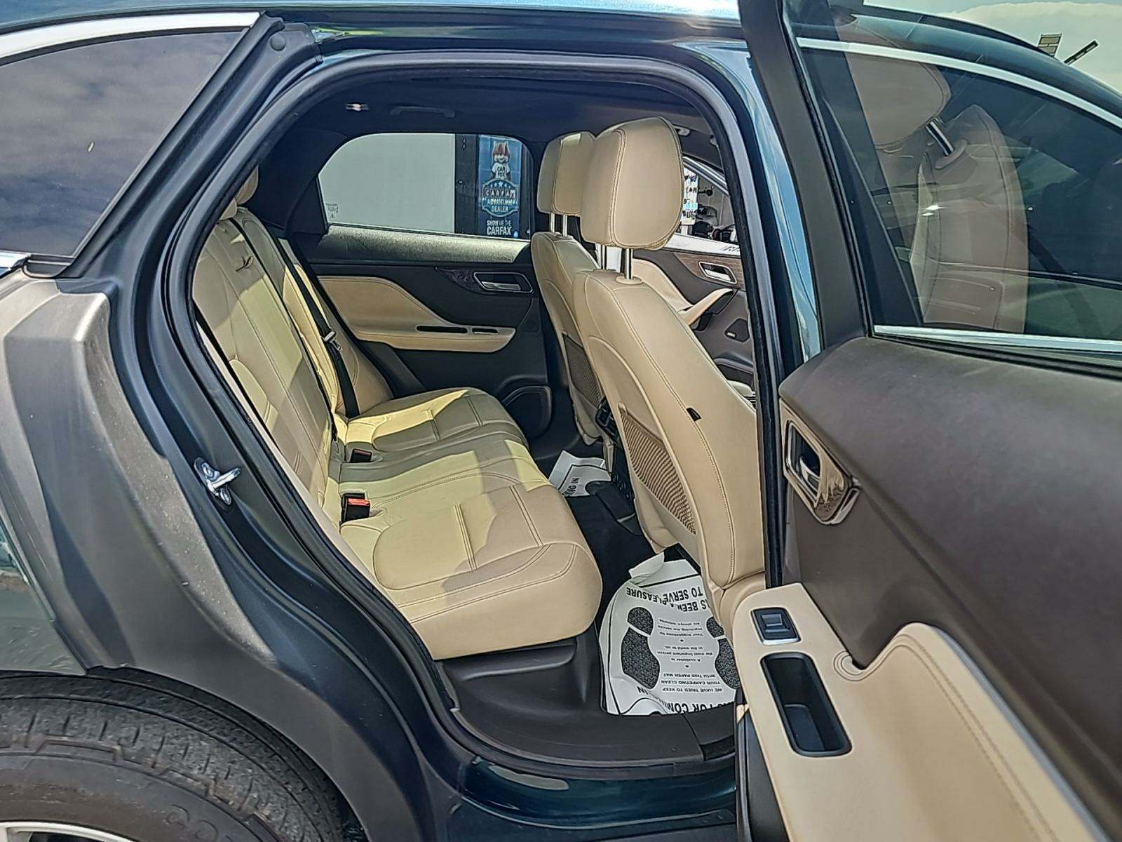 2017 Jaguar F-PACE 35t Prestige AWD