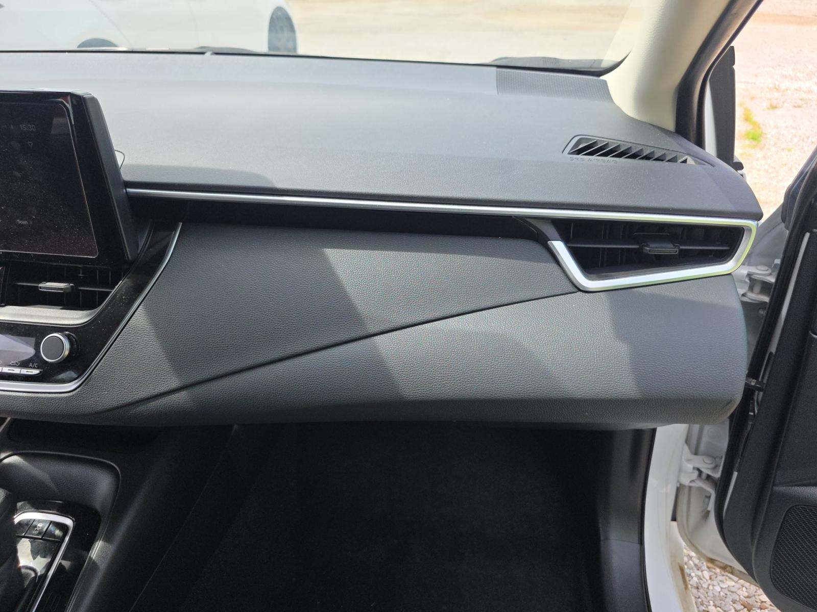 2024 Toyota Corolla LE FWD