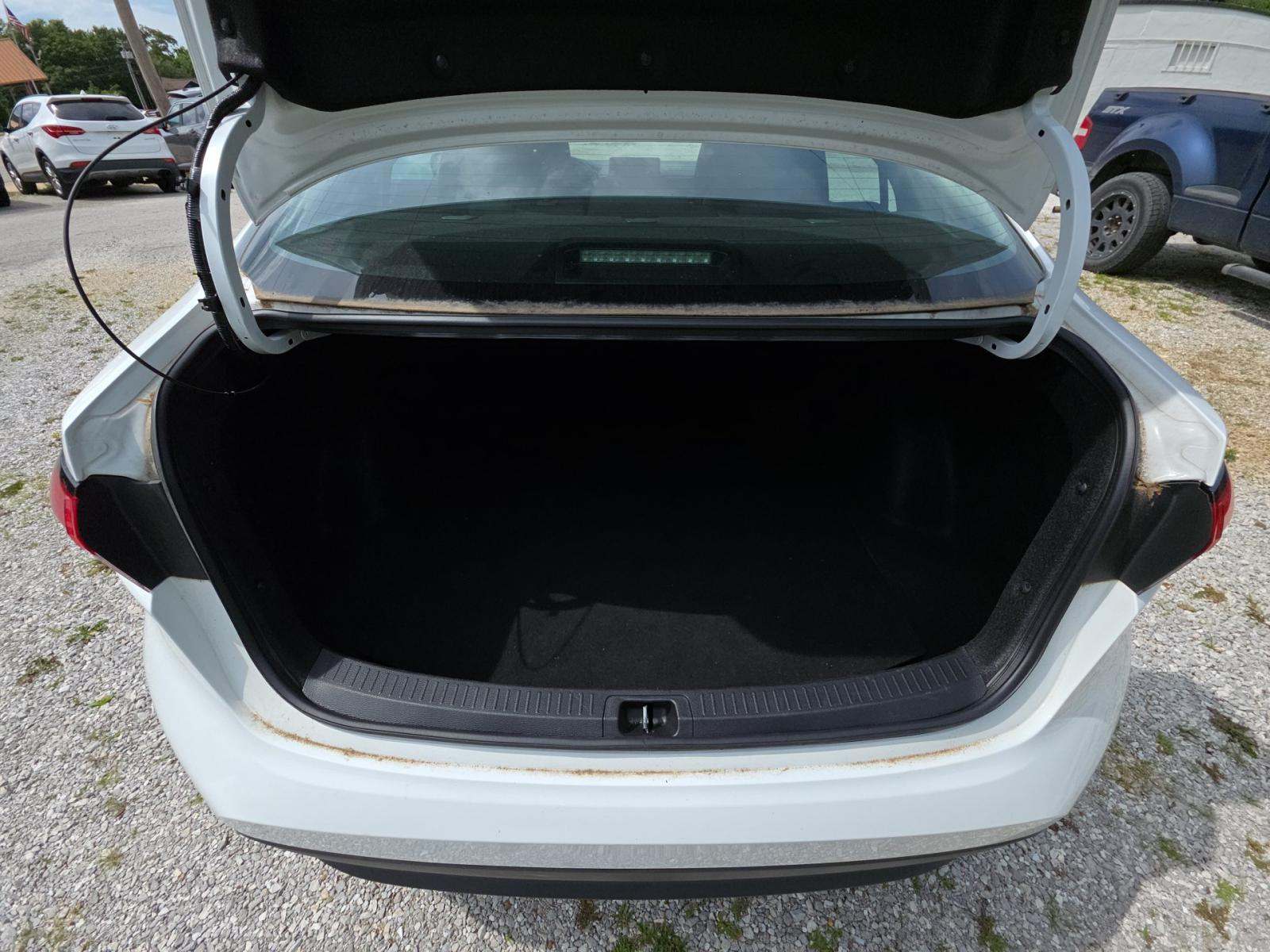 2024 Toyota Corolla LE FWD