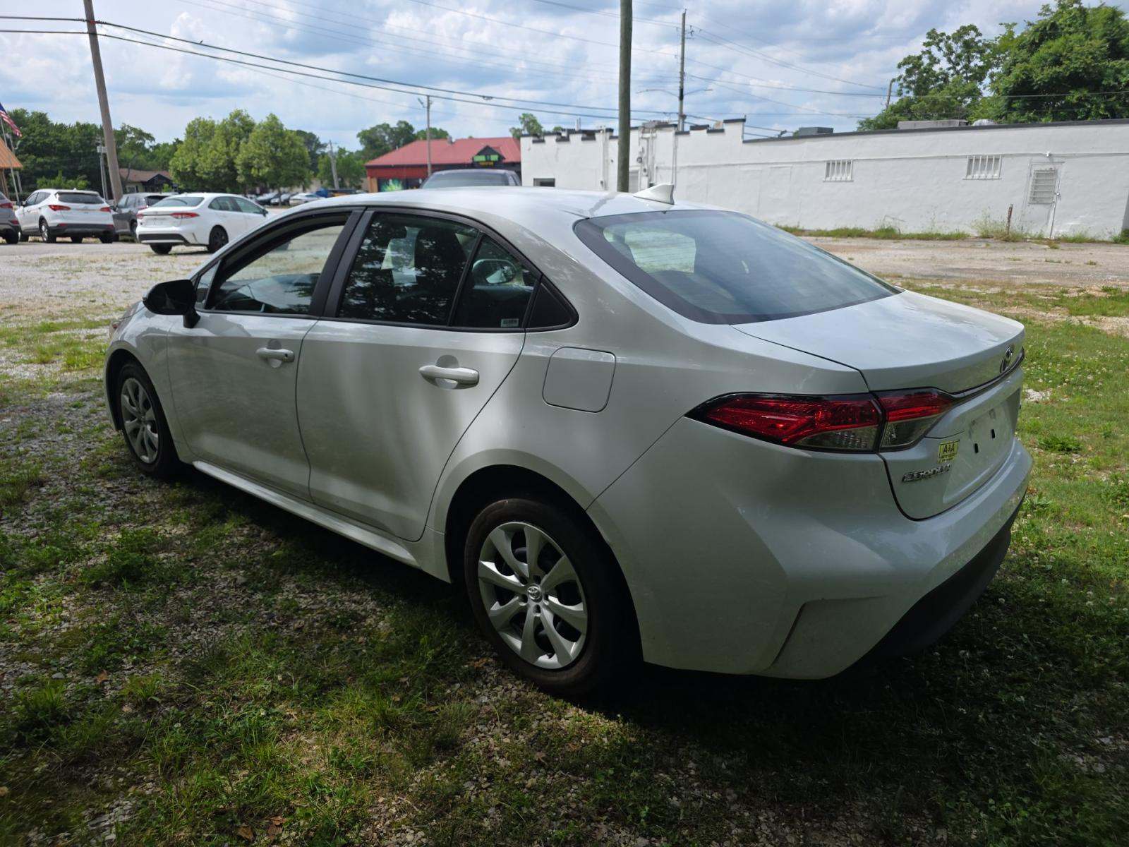 2024 Toyota Corolla LE FWD