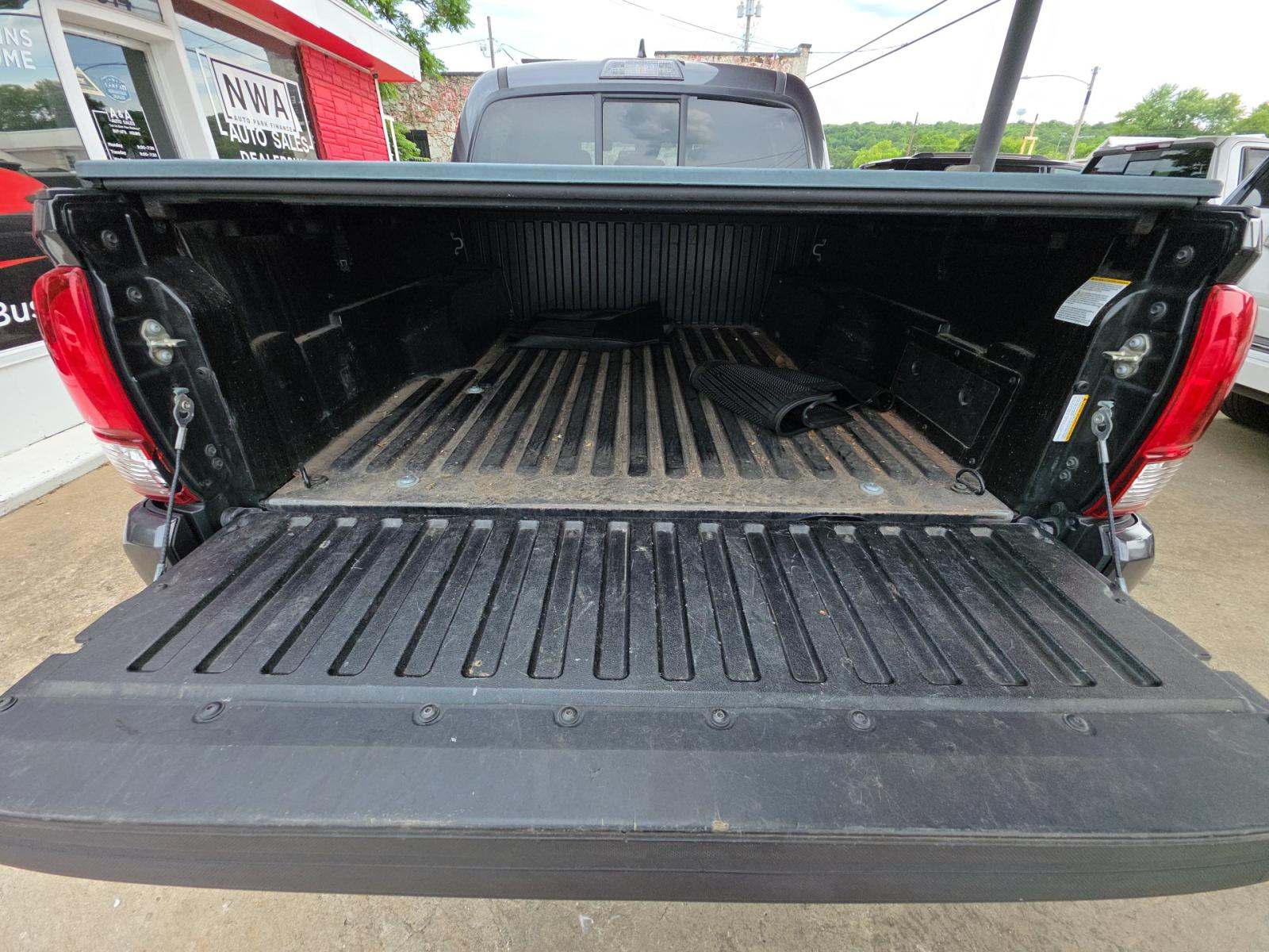 2019 Toyota Tacoma SR AWD