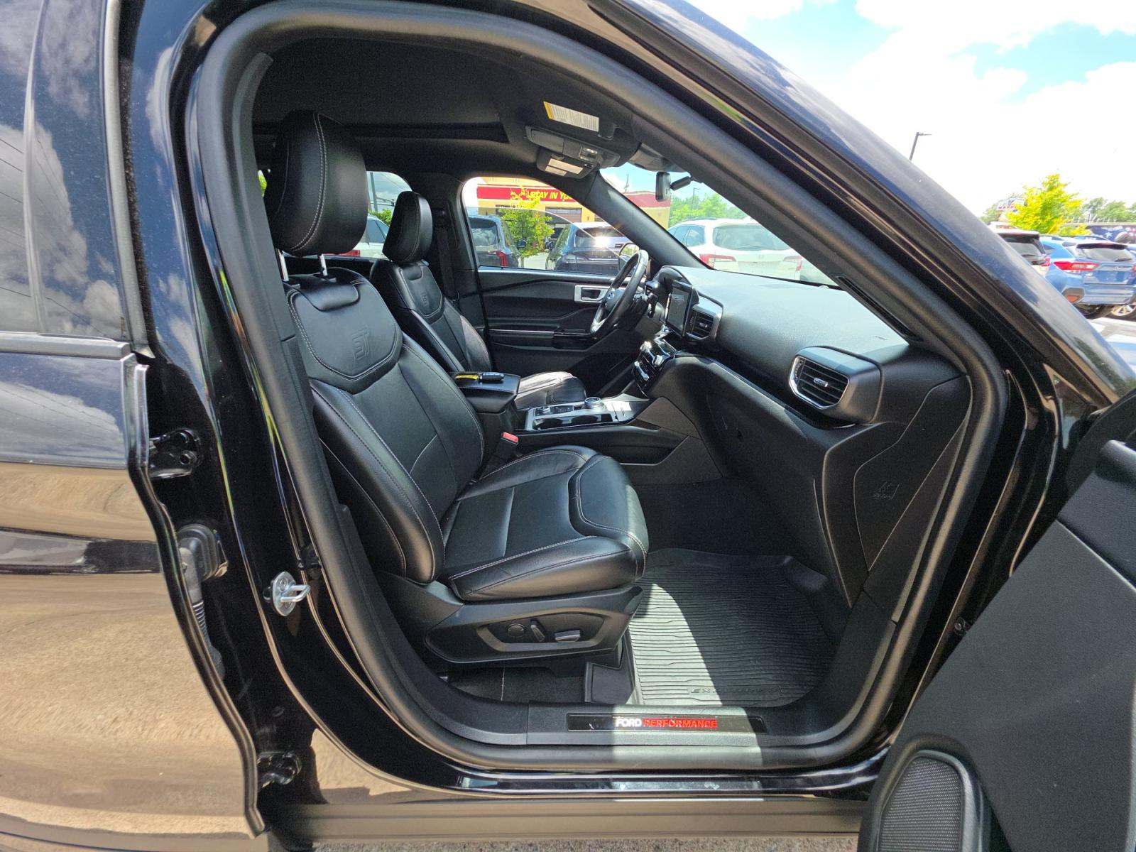 2022 Ford Explorer ST AWD