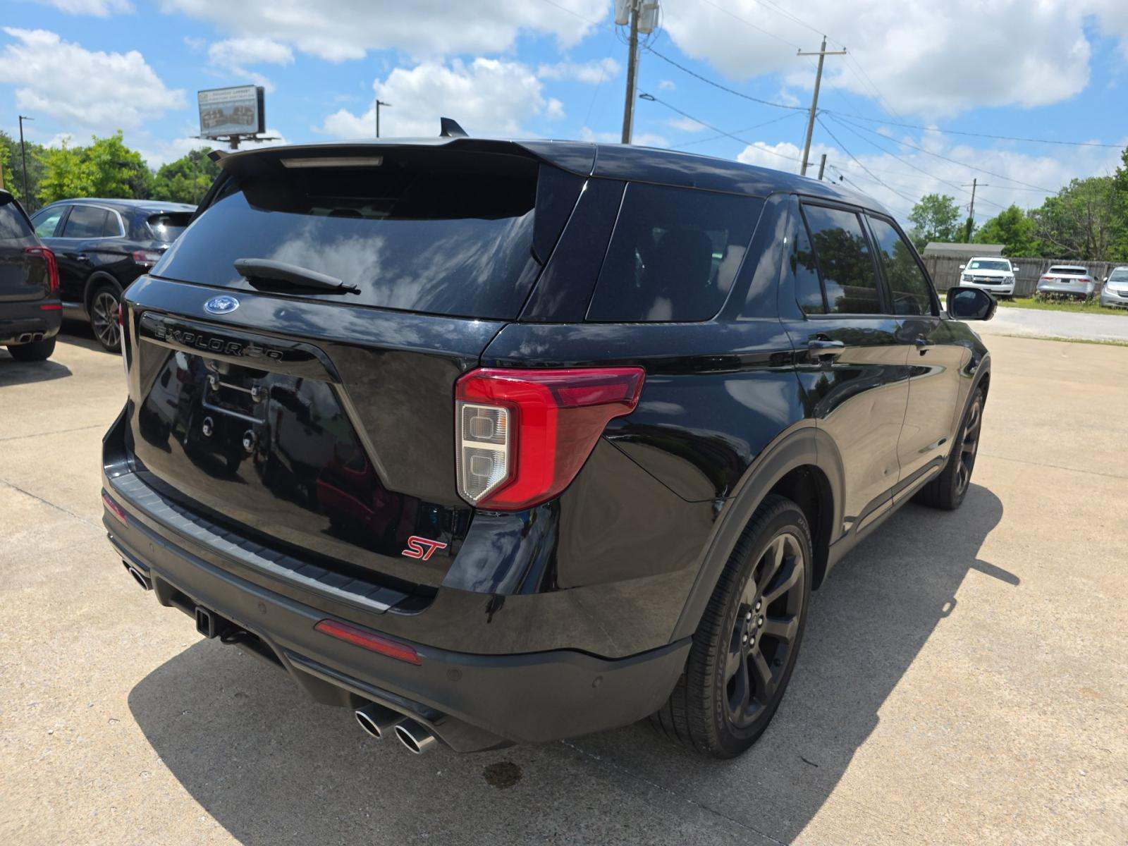 2022 Ford Explorer ST AWD