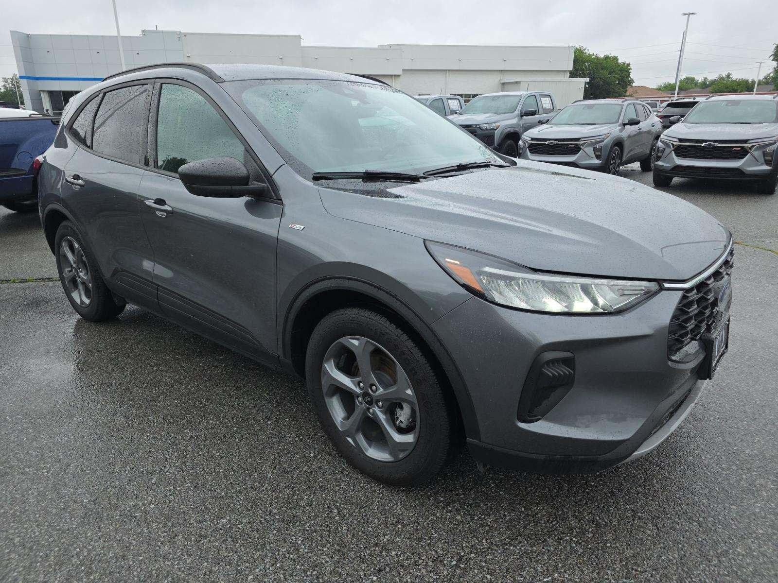 2025 Ford Escape ST-Line FWD