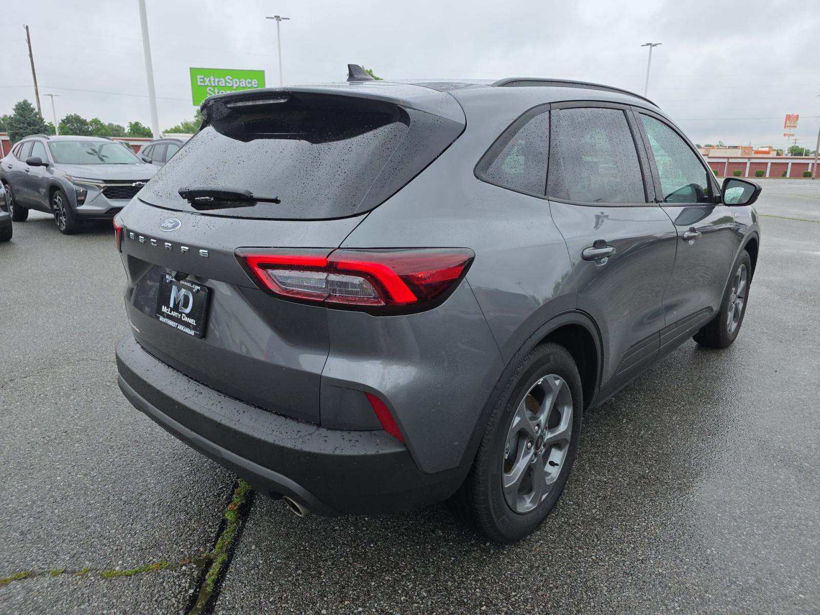 2025 Ford Escape ST-Line FWD