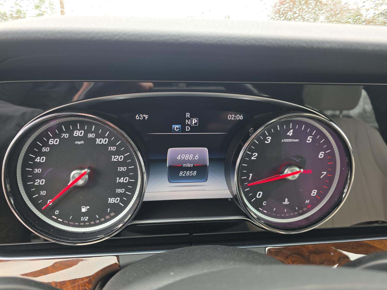 MERCEDES-BENZ E-CLASS - 5