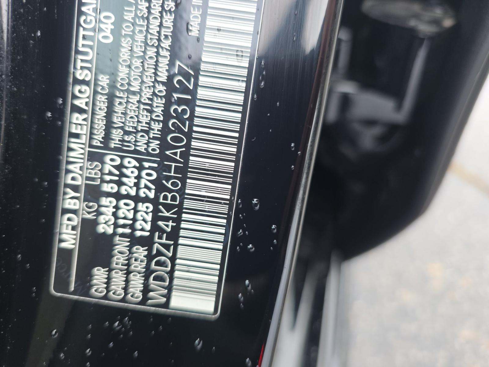 MERCEDES-BENZ E-CLASS - 1