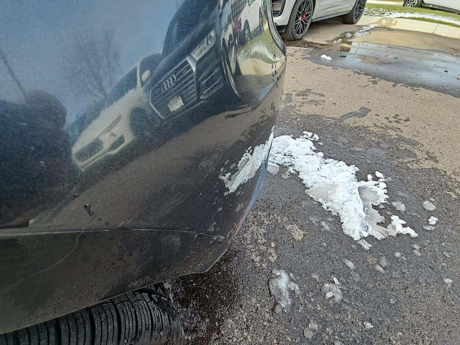 2022 Porsche Macan Base AWD