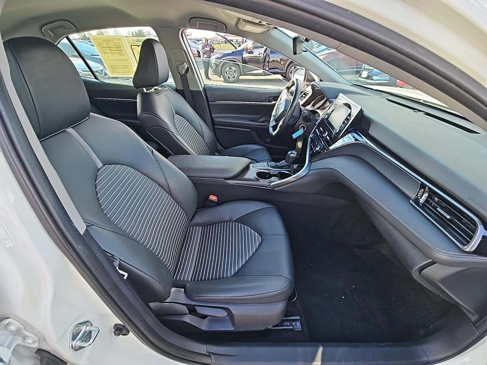 2024 Toyota Camry SE FWD