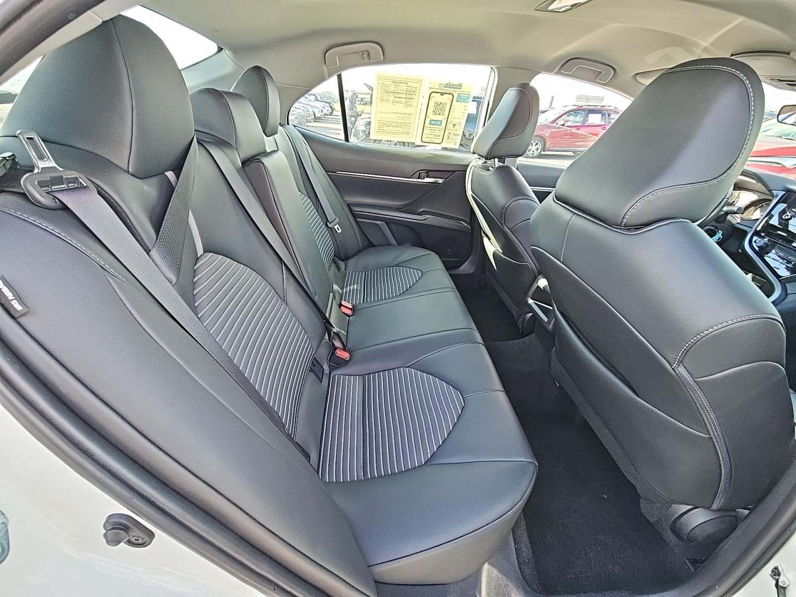 2024 Toyota Camry SE FWD