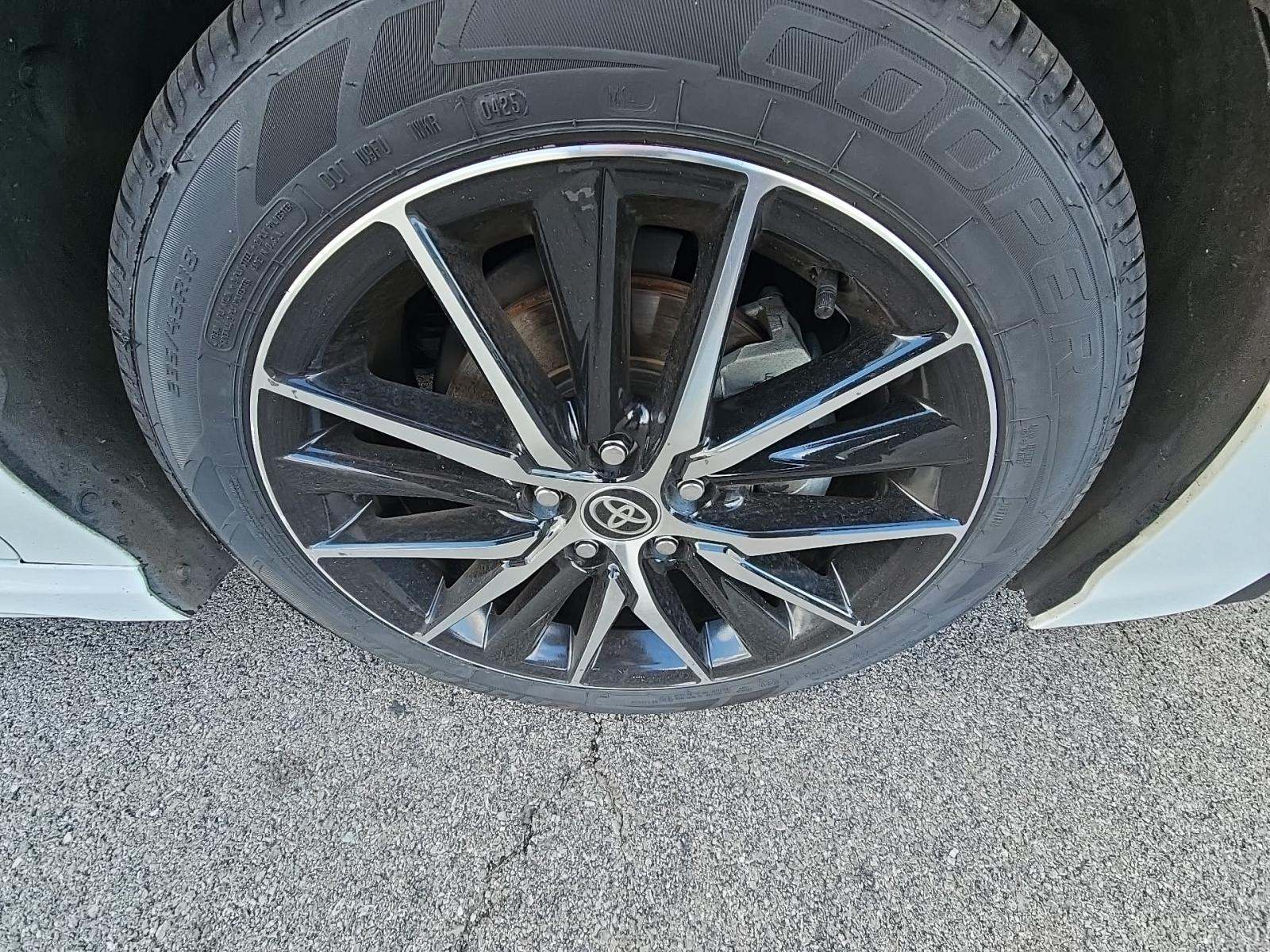 2024 Toyota Camry SE FWD