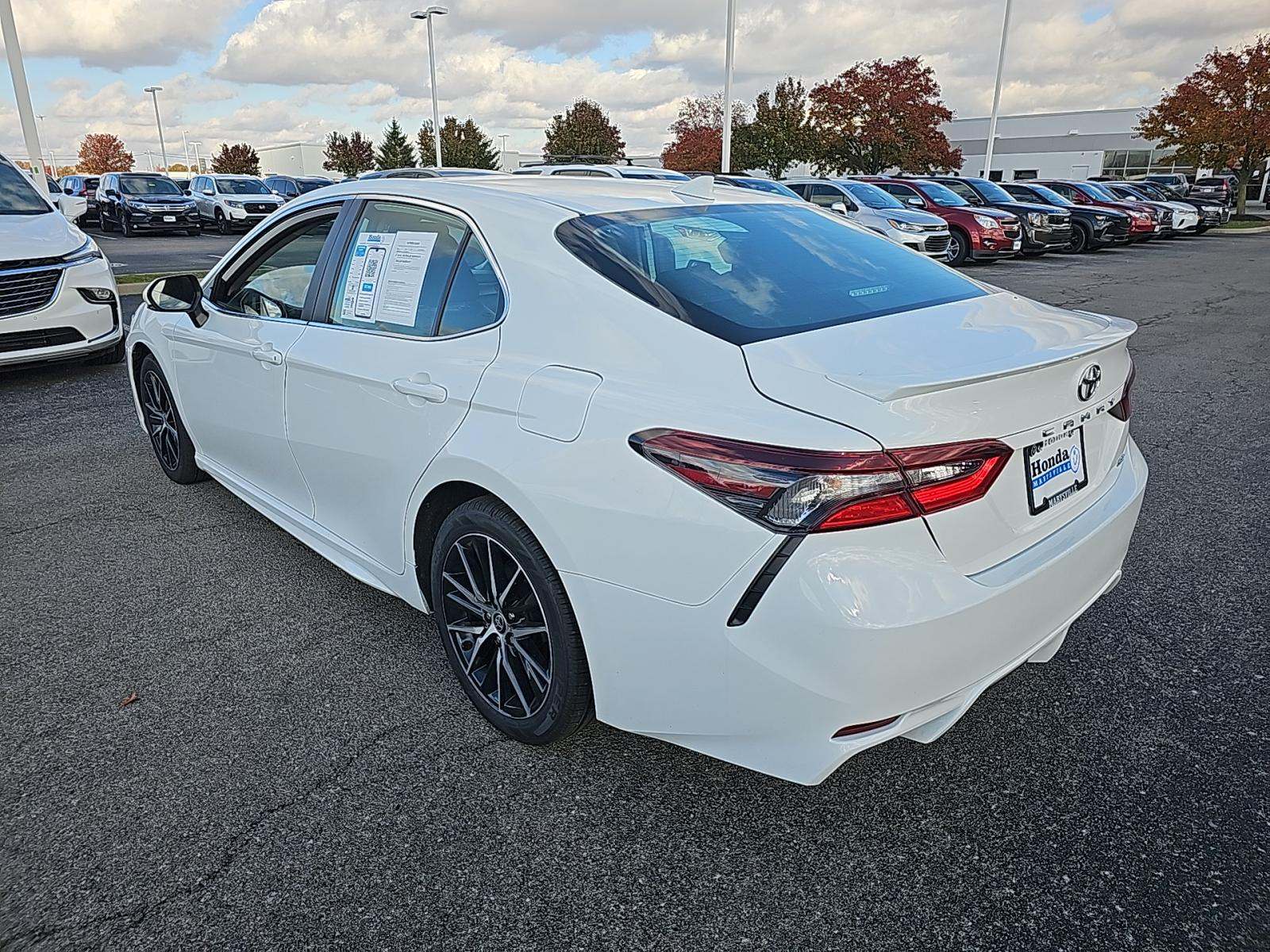 2024 Toyota Camry SE FWD