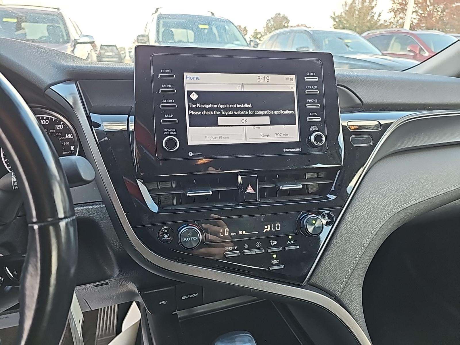 2024 Toyota Camry SE FWD