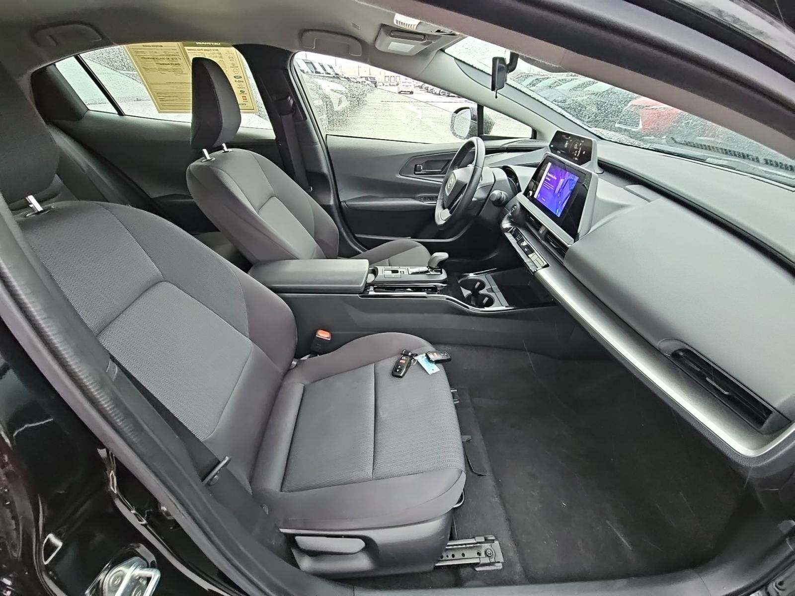 2024 Toyota Prius LE FWD