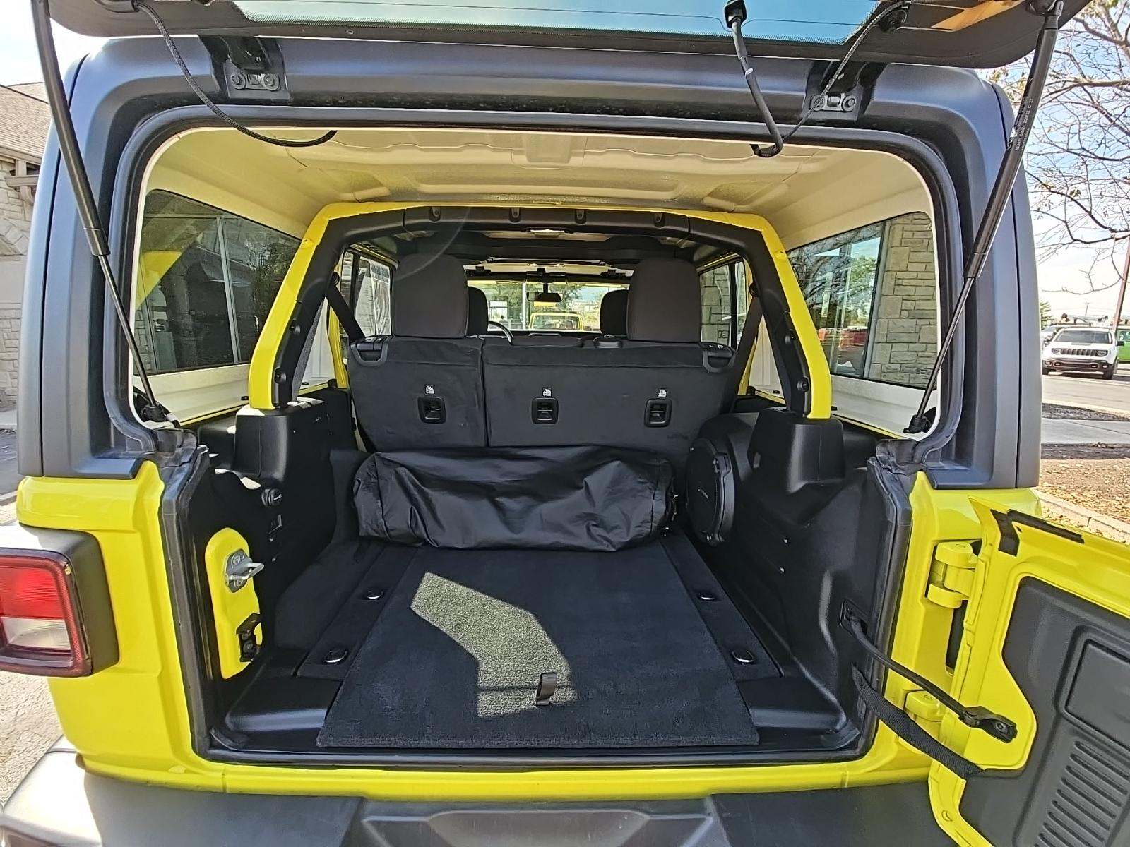 2022 Jeep Wrangler Unlimited Sahara AWD