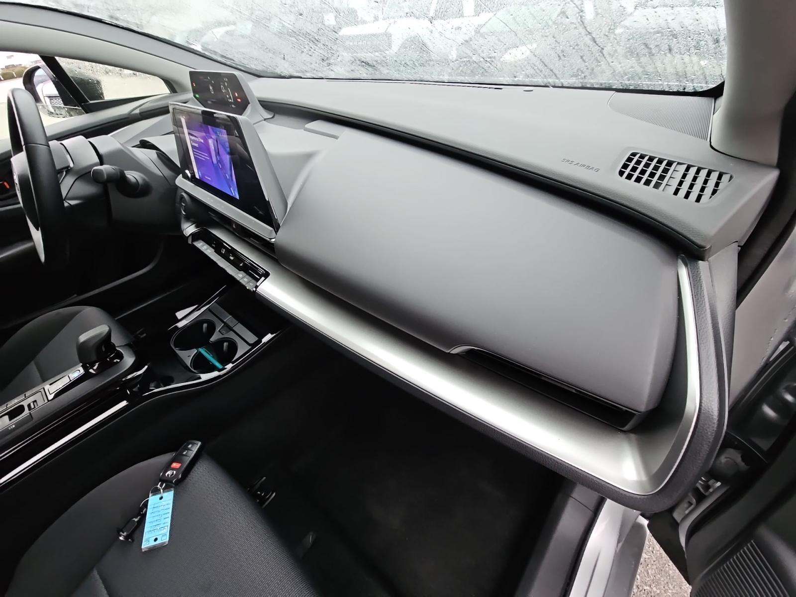 2024 Toyota Prius LE FWD