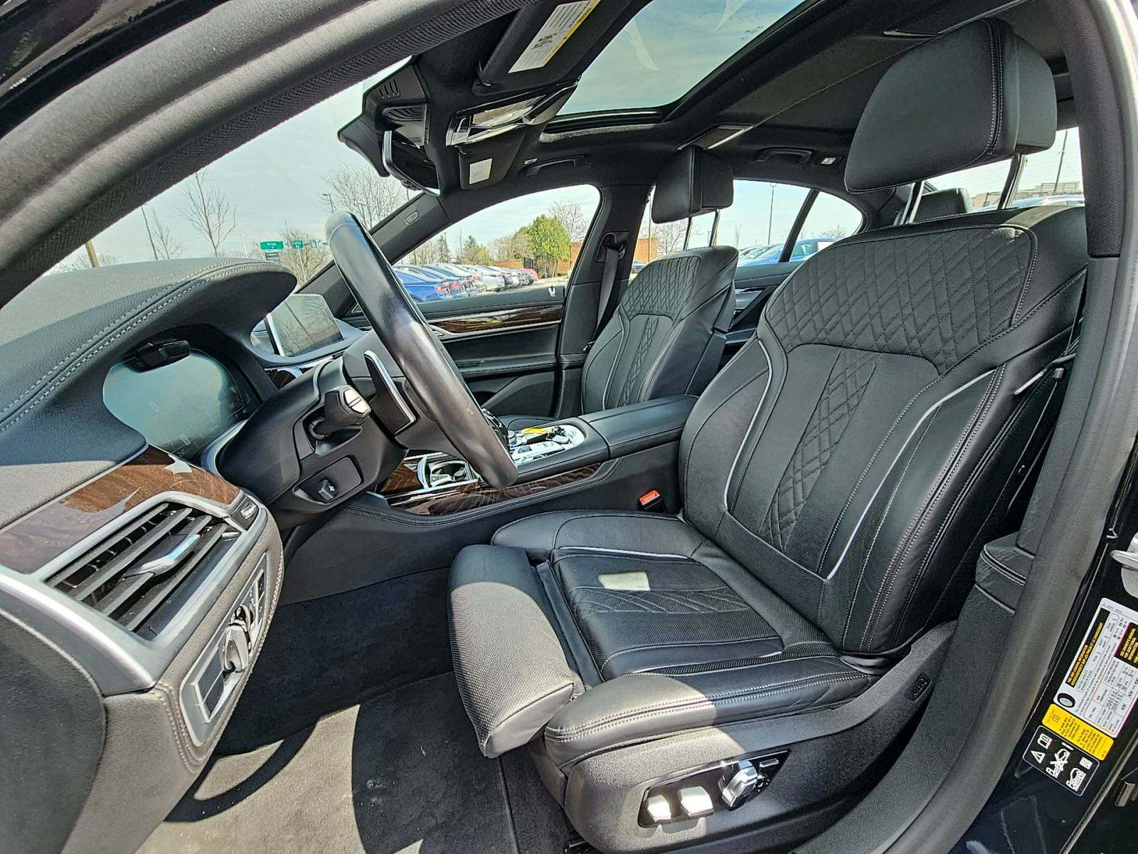 2022 BMW 7 Series 750i xDrive AWD