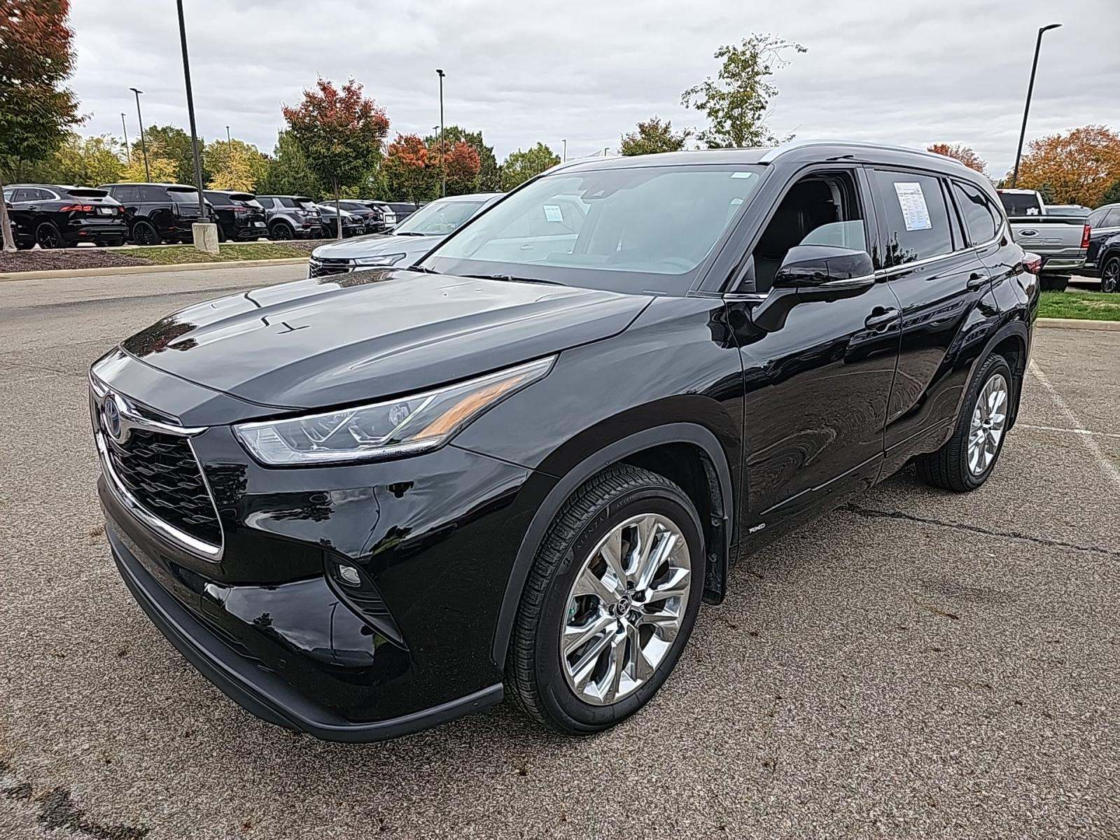 2023 Toyota Highlander Hybrid Limited AWD
