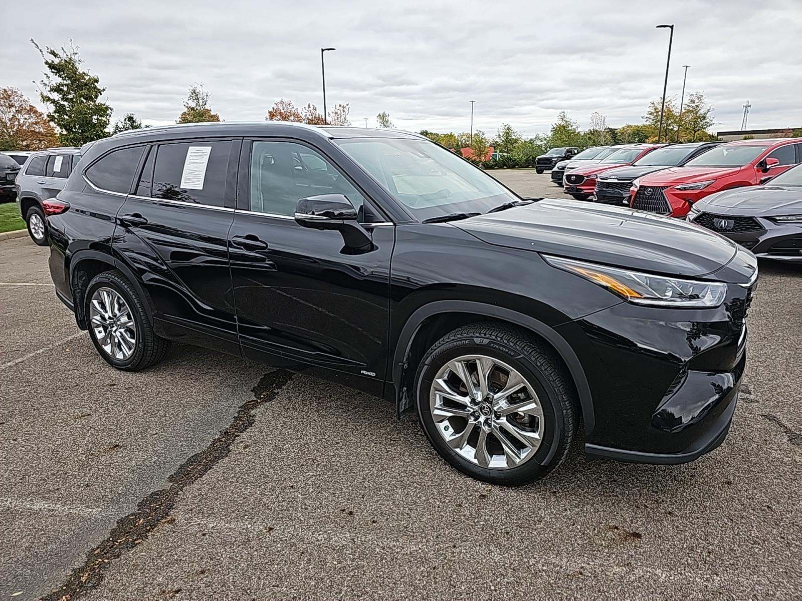 2023 Toyota Highlander Hybrid Limited AWD
