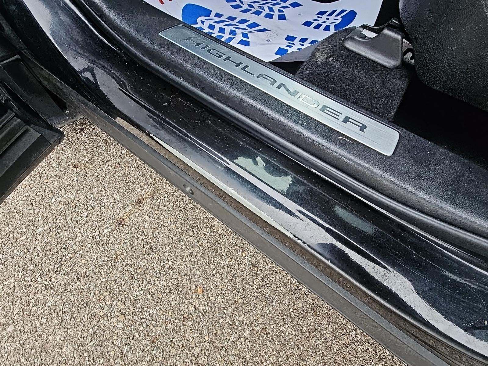 2023 Toyota Highlander Hybrid Limited AWD