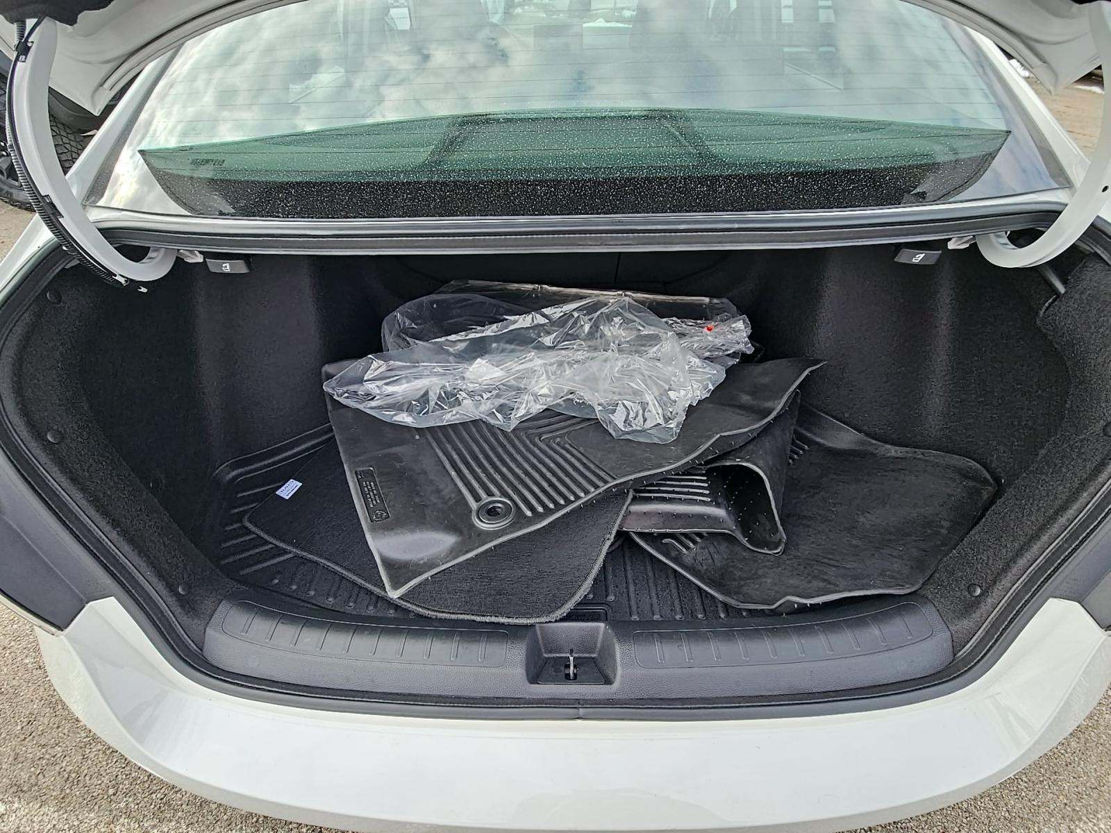 2024 Honda Civic Touring FWD