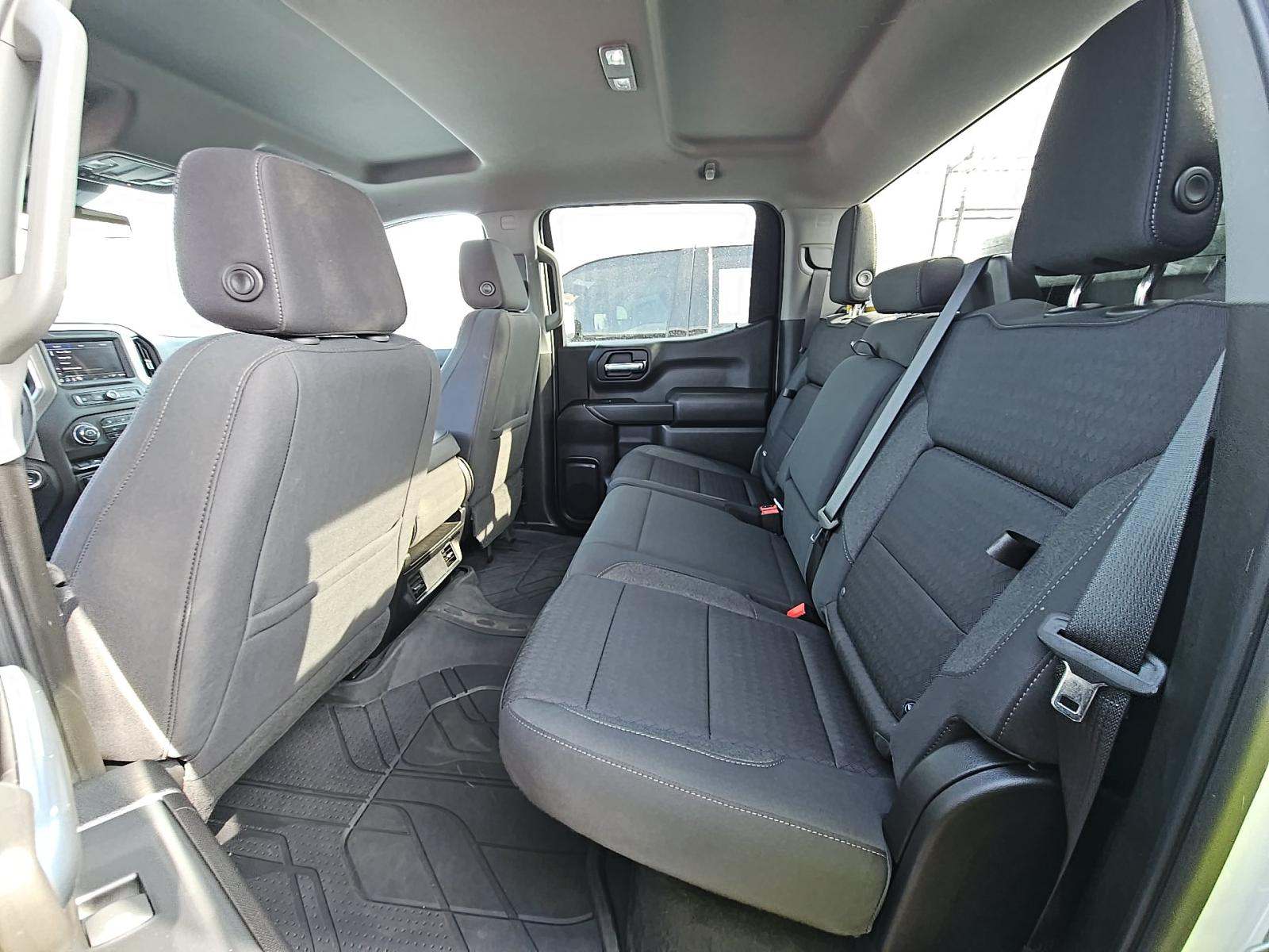 2023 Chevrolet Silverado 1500 Custom AWD