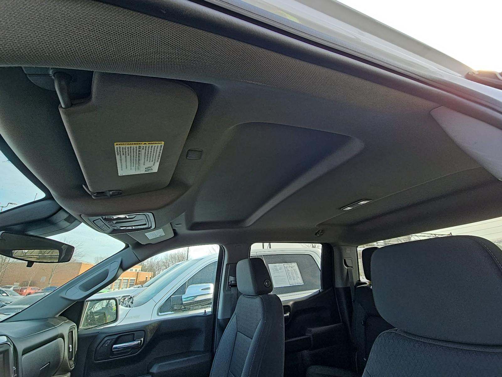 2023 Chevrolet Silverado 1500 Custom AWD