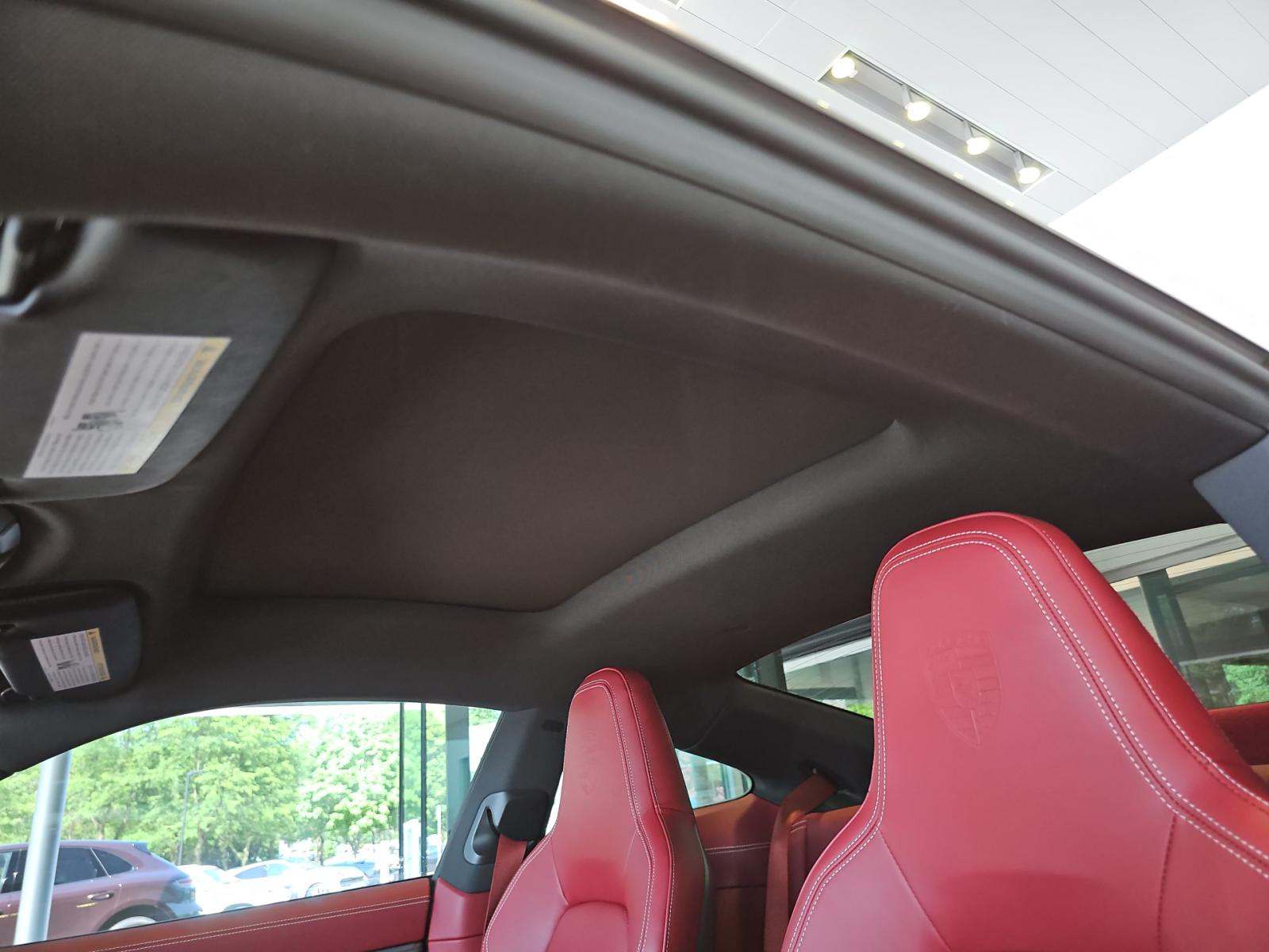2025 Porsche 911 Carrera S RWD