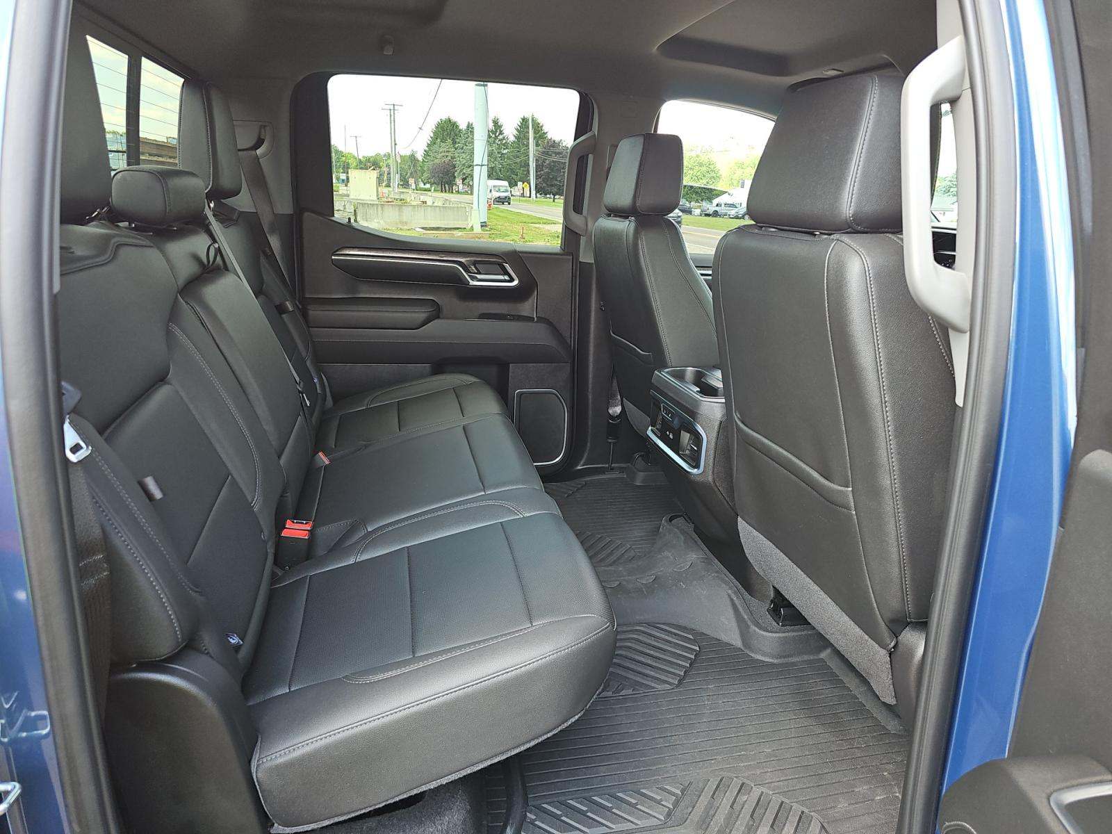 2024 Chevrolet Silverado 1500 LTZ AWD