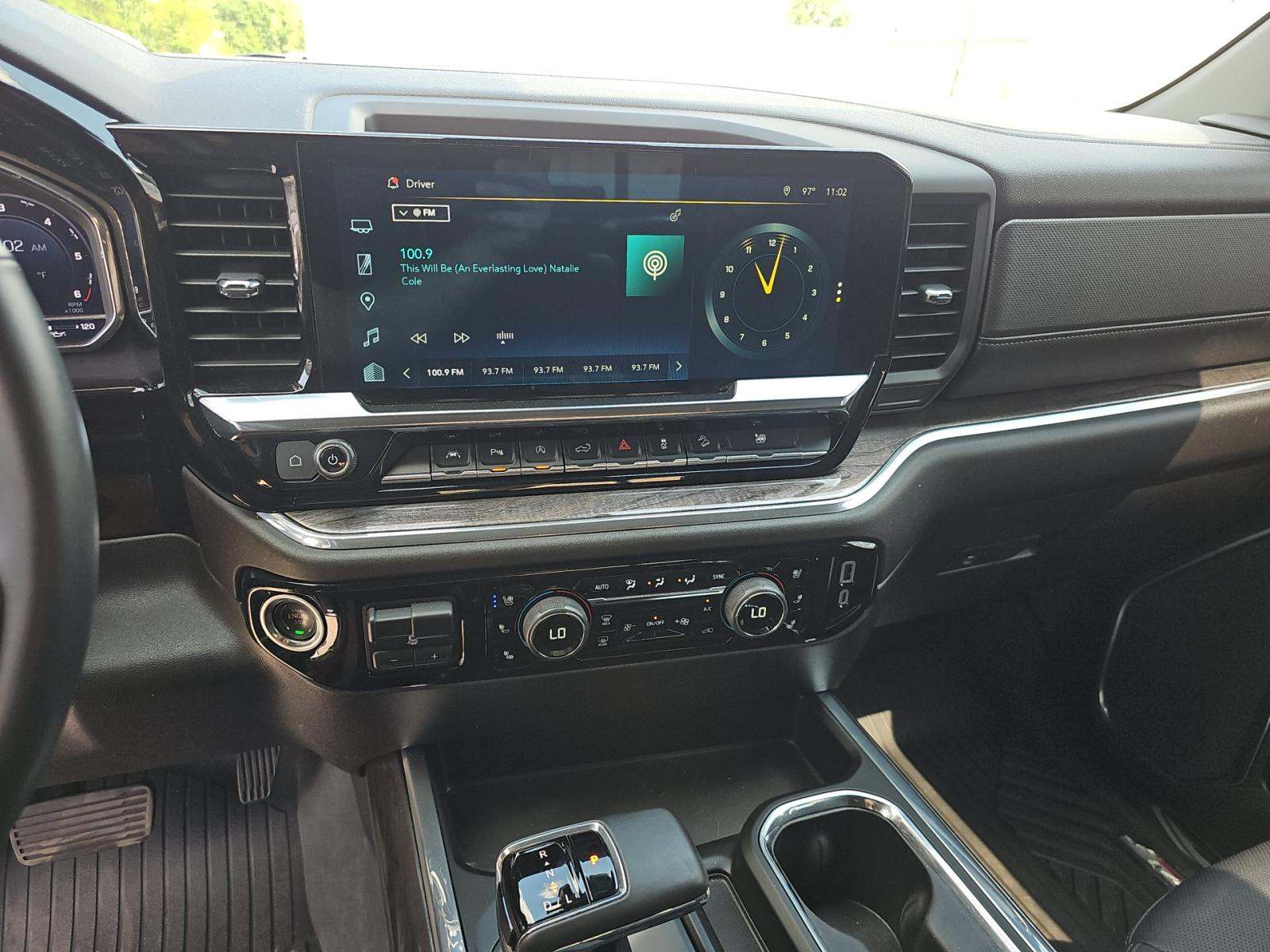 2024 Chevrolet Silverado 1500 LTZ AWD