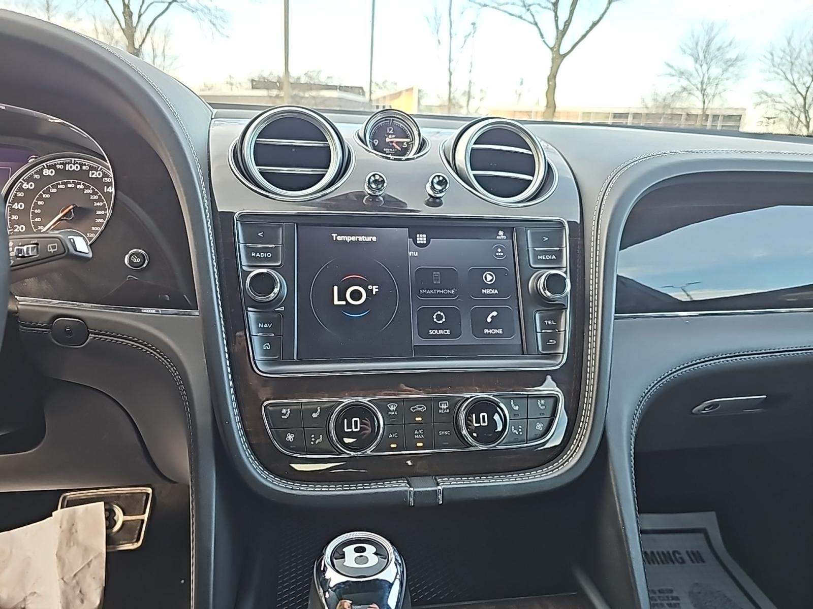 2019 Bentley Bentayga V8 AWD