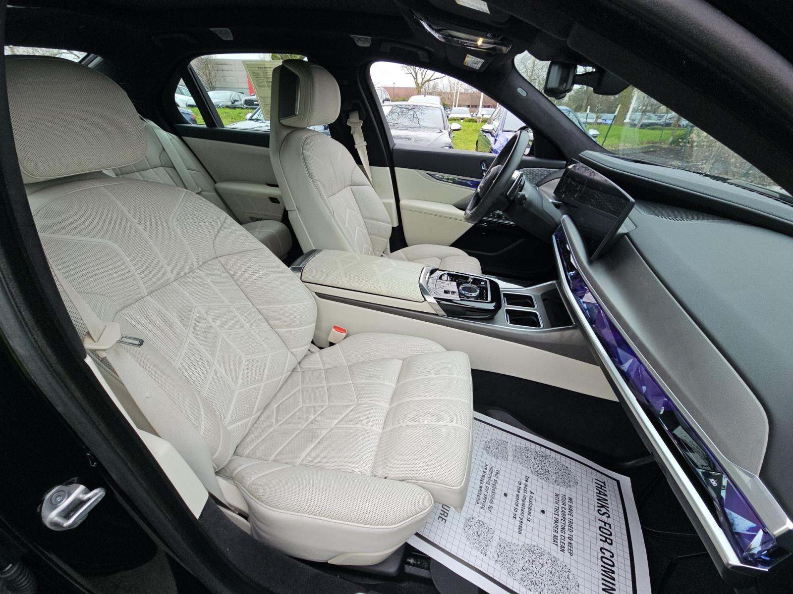 2023 BMW 7 Series 760i xDrive AWD