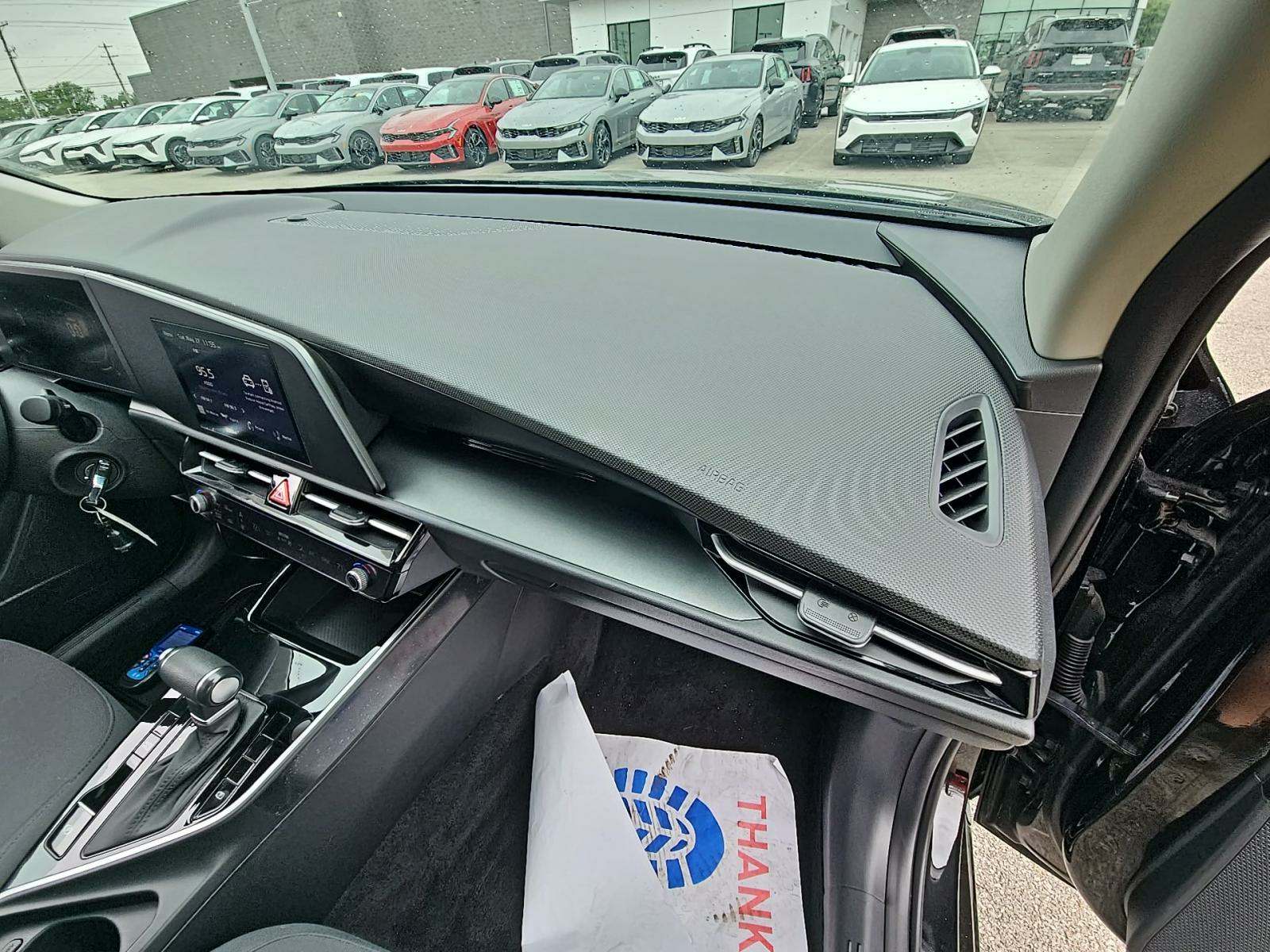 2024 Kia Niro LX FWD