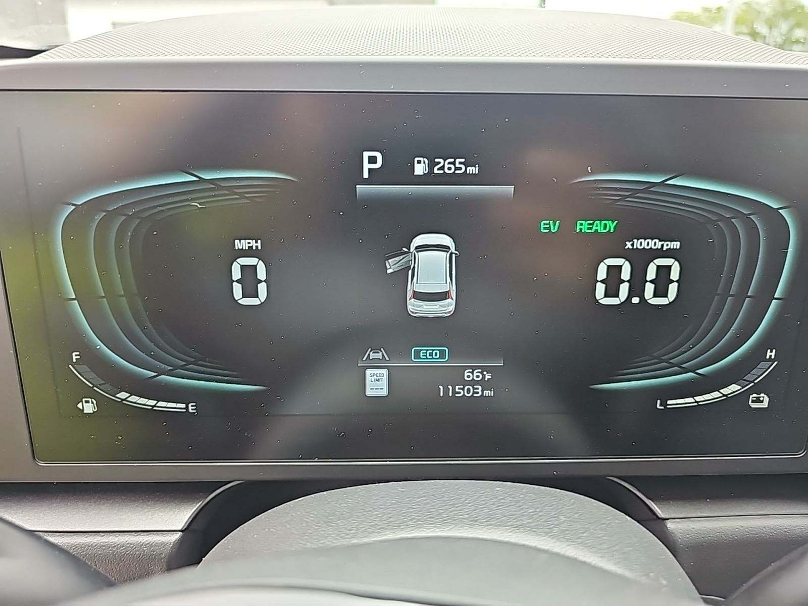 2024 Kia Niro LX FWD