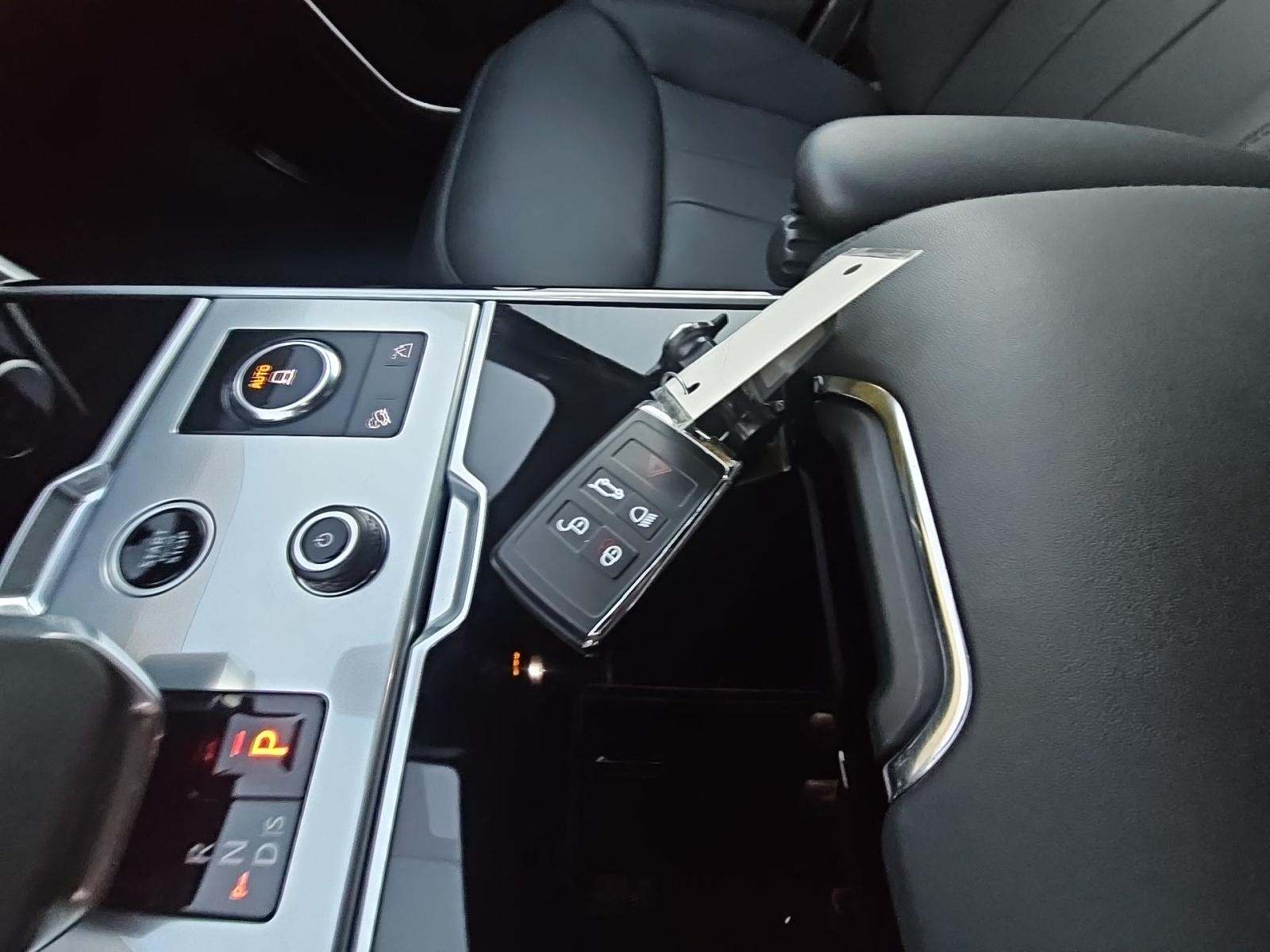 2023 Land Rover Range Rover SE AWD