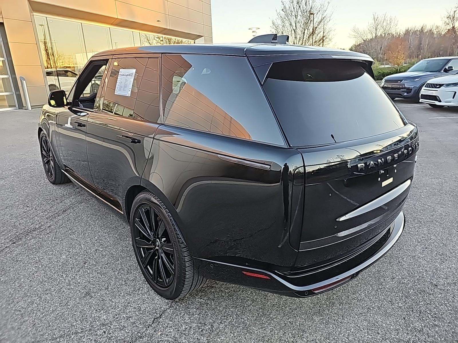 2023 Land Rover Range Rover SE AWD